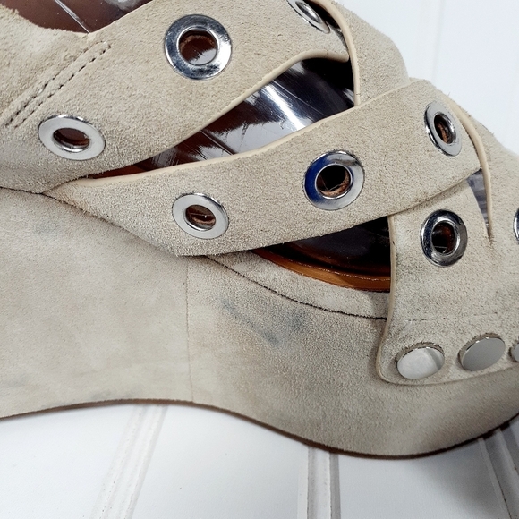 Marc Fisher LTD Bloom Grommet Tan Suede Leather Platform Sandals D167 - Picture 9 of 13